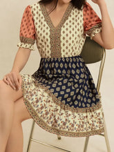 Printed V-Neck Short Sleeve Dress Casual Dresses