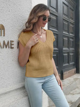 Cable-knit V-Neck Sweater Vest Woman Outerwear