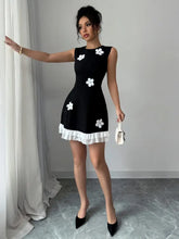 Flower Round Neck Sleeveless Dress Casual Dresses