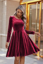 Round Neck Long Sleeve Knee Length Dress Maxi Dresses