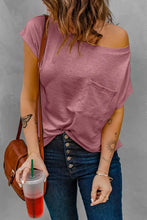 Women’s mauve capped sleeve round neck T-shirt with off-shoulder pocket
