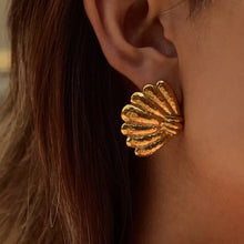 18K Gold-Plated Shell Stud Earrings Gold One Size Fashion Jewelry