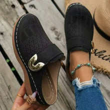 Round Toe Platform Slip-Ons Black Woman Loafers