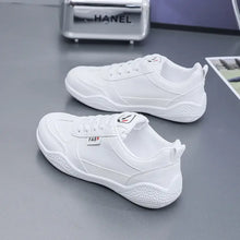 Lace Up Round Toe Flat Athletic White Woman Athletic Shoes