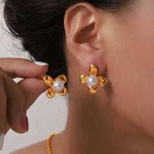 Synthetic Pearl Titanium Steel Flower Earrings Earrings