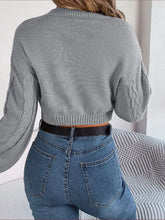 Cable-Knit Round Neck Cropped Sweater Sweater Pullovers