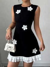 Flower Round Neck Sleeveless Dress Casual Dresses