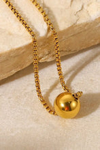 18K Gold-Plated Round Shape Pendant Necklace Necklaces
