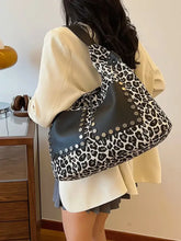 Leopard Polyester Shoulder Bag with Zippers Shoulder Bags