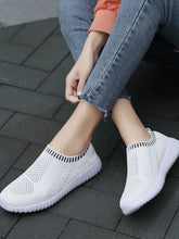Breathable Mesh Round Toe Slip-Ons Woman Athletic Shoes