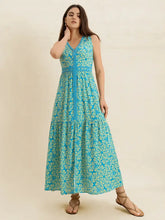 Slit Printed V-Neck Sleeveless Dress Casual Dresses