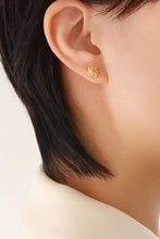 Titanium Steel Flower Stud Earrings Earrings