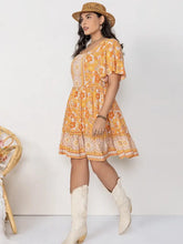 Plus Size Printed Square Neck Short Sleeve Dress Casual Dresses