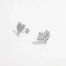925 Sterling Silver Inlaid Zircon Heart Stud Earrings Earrings