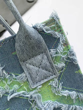 Raw Edge Plaid Shoulder Bag Shoulder Bags