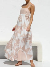 Abstract Print Tiered Maxi Dress in Polyester Maxi Dresses