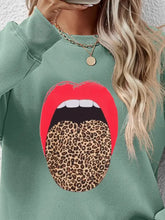 Leopard Lip Graphic Round Neck Sweatshirt Woman Sweatshirts