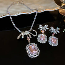 Alloy Crystal Geometric Pendant Necklace Fashion Jewelry