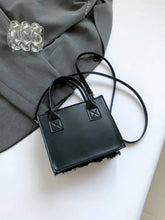 Raw Edge Plaid Shoulder Bag Shoulder Bags