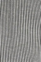 Black and White Corded Rib Short Sleeve T-Shirt for Women Woman T Shirts