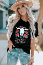 Black Bull Skull and Roses Graphic T-Shirt for Women Black Woman T Shirts