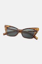 Black Cat Eye Sunglasses with Gradient Lenses UV400 Protection Brown One Size Sunglasses