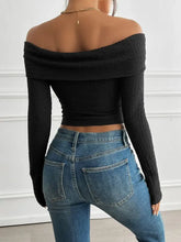 Black Off the Shoulder Long Sleeve Ruched Crop Top Woman T Shirts