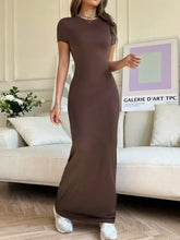 Brown Maxi Dress with Belt and Stretch Fabric Brown Maxi Dresses