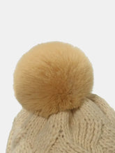 Roll Rim Cable-Knit Hat Hats