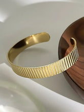 18K Gold-Plated Stainless Steel Textured Bracelet Bracelets