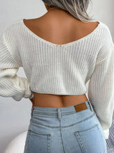 Twisted Front Long Sleeve Cropped Sweater Sweater Pullovers