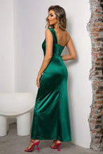 Emerald Green One Shoulder Satin Evening Gown Evening Dresses