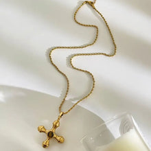 18K Gold-Plated Cross Pendant Necklace Fashion Jewelry