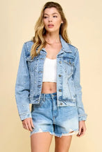 Veveret Button Up Pearl Detail Long Sleeve Denim Jacket Woman Outerwear