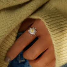 Flower Shape Zircon Platinum-Plated 925 Sterling Silver Ring Rings
