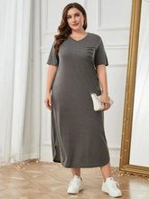 Plus Size Gray V-Neck Short Sleeve T-Shirt Dress with Pocket Dresses