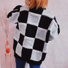 Long Sleeve Black and White Checkerboard Knit Sweater Sweater Pullovers