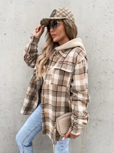 Plaid Hooded Shirt Jacket with Long Sleeve Length for Women Woman Outerwear