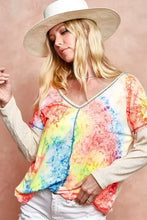 Print Block V Neck Top with Contrast Stitching for Women Woman T Shirts