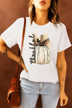 Graphic Round Neck Short Sleeve T-Shirt Woman T Shirts