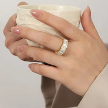 Titanium Steel Inlaid Zircon Ring Gold