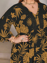 Plus Size Lace Detail Tropical Print Three-Quarter Sleeve Maxi Dress