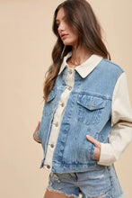 Annie Wear Collared Neck Double Placket Denim Jacket Woman Outerwear
