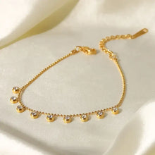 18k gold-plated chain bracelet with bezel-set zircon charms