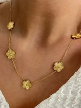 18K Gold Plated Flower Pendant Necklace Fashion Jewelry