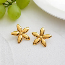 Shiny 18K gold-plated flower stud earrings pair