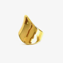 18K gold-plated geometric wide band ring with curved flowing design