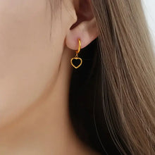 18K gold-plated heart drop earring with black heart charm