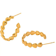 18K gold-plated heart hoop earrings in stainless steel