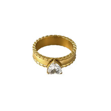 18K gold-plated heart zircon ring with triangular-cut diamond